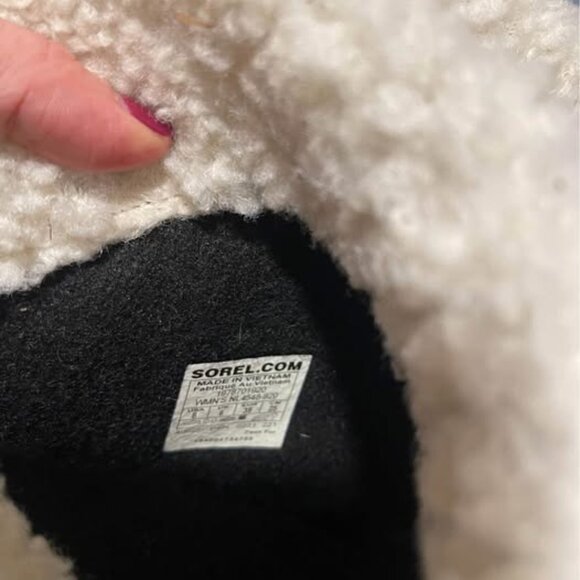 JOAN OF ARCTIC™ Women's Waterproof Sorel Boot, size 8 - Picture 5 of 5